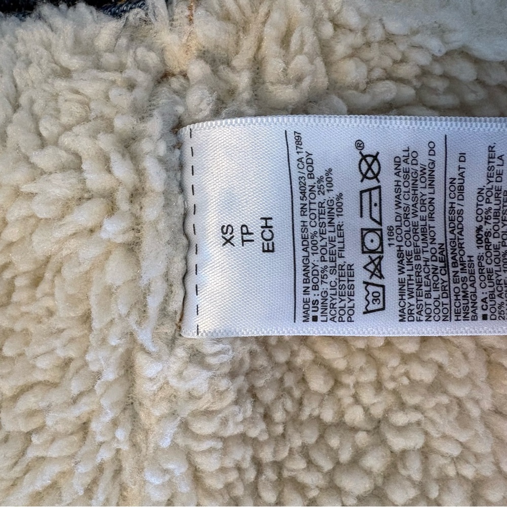 Old Navy Cream Sherpa Jean Jacket - Picture 4 of 7
